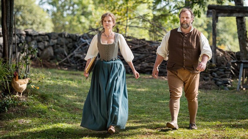 Pierre (Grégory Gadebois) und Louise (Isabelle Carré) erwarten einen adligen Gast. – Bild: ARD Degeto/Neue Visionen Filmverleih/Jérôme Prébois Pierre (Grégory Gadebois) und Louise (Isabelle Carré) erwarten einen adligen Gast. – Bild: ARD Degeto/Neue Visionen Filmverleih/Jérôme Prébois