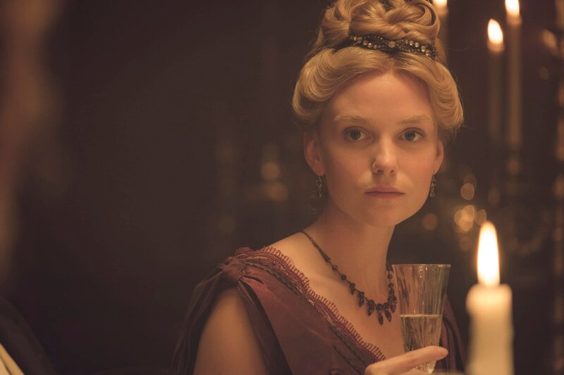 Joanna Vanderham as Penelope Blake. – Bild: HBO /​ ©2020 HBO. All Rights Reserved