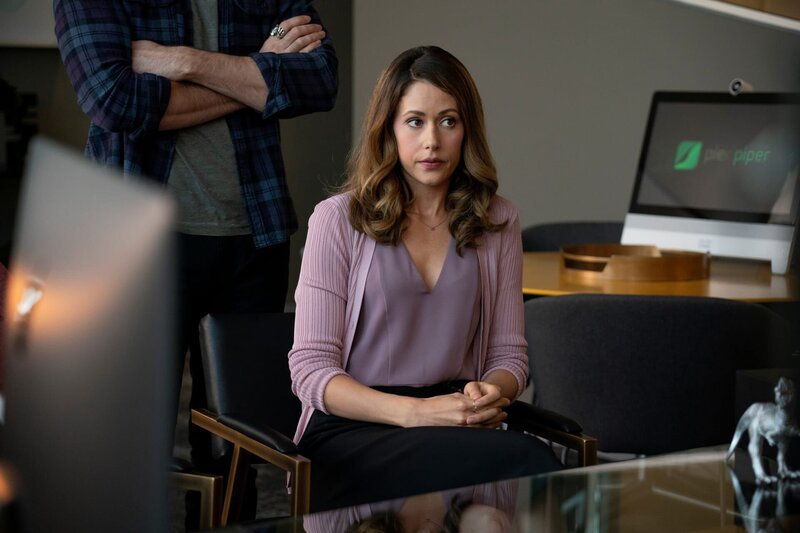 Monica Hall (Amanda Crew) – Bild: Home Box Office, Inc. All rights reserved. HBO® and all related programs are the property of Home Box Office, Inc