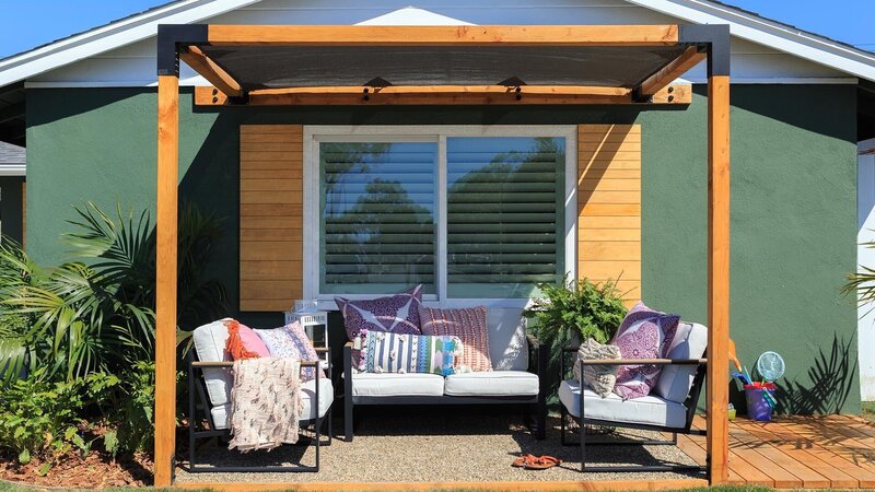 Stone planters don’t fit the Calderone style on Hidden Potential. – Bild: HGTV