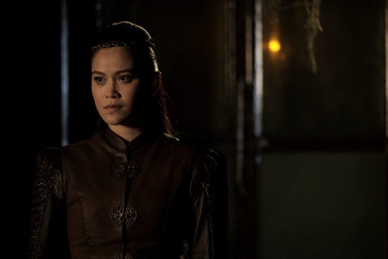 Ah Toy (Olivia Cheng) – Bild: Graham Bartholomew /​ Die Verwendung ist nur bei redak /​ HBO /​ © 2020 Home Box Office, Inc. All rights reserved. Cinemax® and related channels and service marks are the property of Home Box Office, Inc.