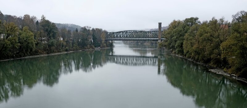Brücke bei Passau. – Bild: Jacqueline Krause-Burberg /​ BR, ARD Degeto, Hager Moss Film GmbH