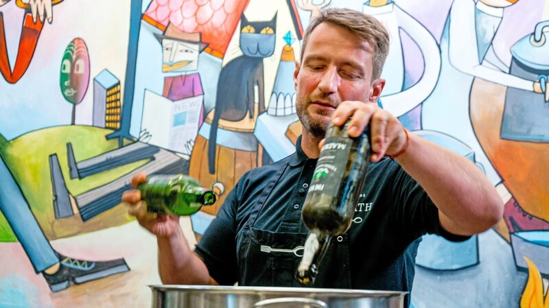 Sebastian Frank ist Koch und Inhaber vom Horváth in Berlin. – Bild: ZDF und SR/​Christoph Heymann