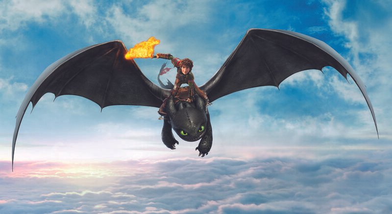 DRACHENZÄHMEN LEICHT GEMACHT 2 – Artwork – Hicks (oben) liebt es, mit seinem Drachen Ohnezahn (unten) die große weite Welt zu erforschen. Doch als der Wikinger Drago Blutfaust nicht nur die Bewohner der Insel Berk, sondern auch deren Drachen bedroht, müssen die beiden handeln … – Bild: DreamWorks Animation, L.L.C. DRACHENZÄHMEN LEICHT GEMACHT 2 – Artwork – Hicks (oben) liebt es, mit seinem Drachen Ohnezahn (unten) die große weite Welt zu erforschen. Doch als der Wikinger Drago Blutfaust nicht nur die Bewohner der Insel Berk, sondern auch deren Drachen bedroht, müssen die beiden handeln … – Bild: DreamWorks Animation, L.L.C.
