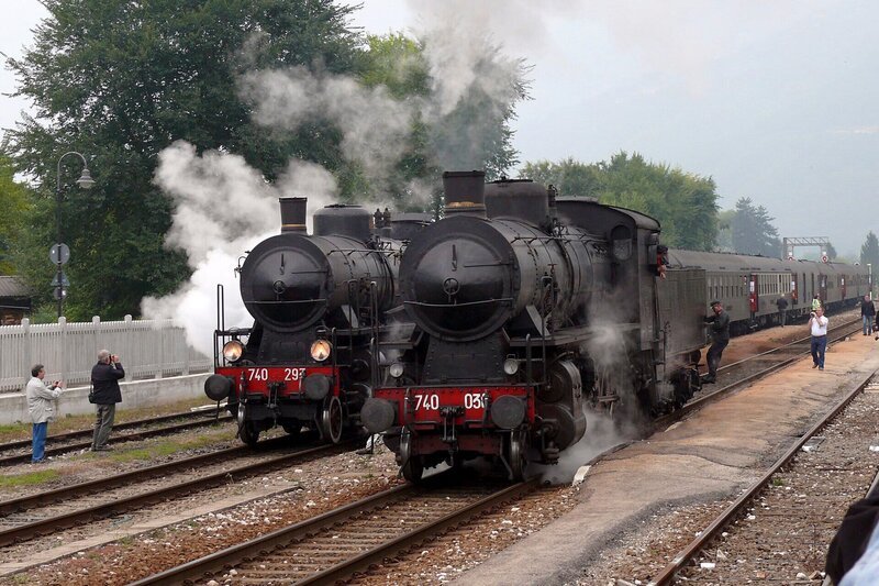 Dampfloks 740 293 und 741 038. – Bild: SWR/​Wolfgang Drichelt