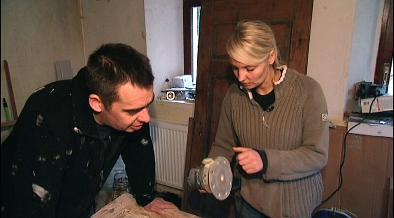 Bevor Katja und Tobias in ihr Traumhaus einziehen können gibt es noch jede Menge zu tun.. – Bild: RTL II