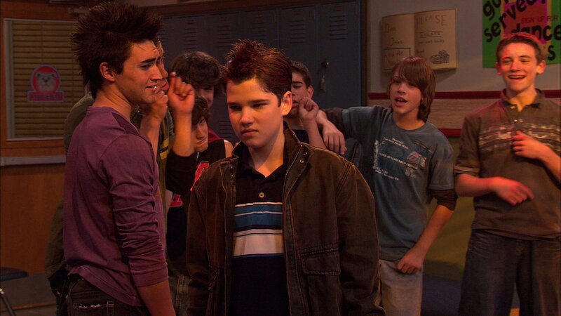Freddie Benson (Nathan Kress, vorne) – Bild: ViacomCBS
