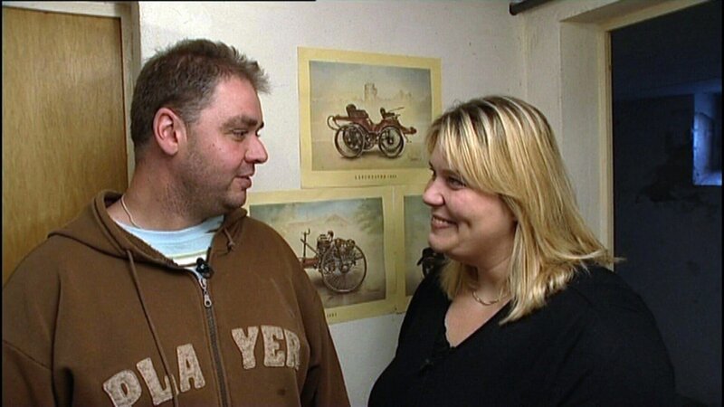 Endlich haben Manuela und Dirk ihr Traumhaus gefunden. Aber es wartet noch jede Menge Arbeit auf sie.. – Bild: RTL II