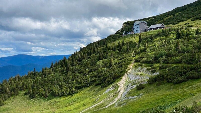 Die Wiener Alpen. – Bild: ORF/​splash productions