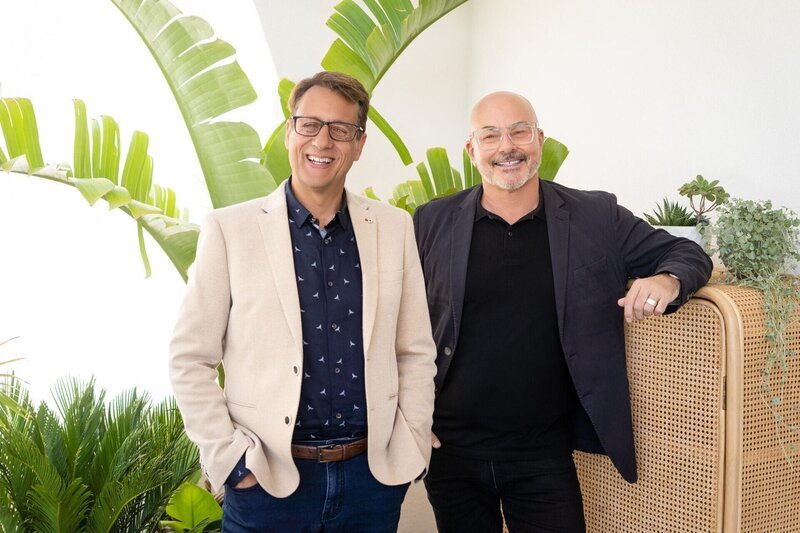 Andrew Winter (l.); Neale Whitaker (r.) – Bild: 2021 Foxtel Management Pty Limited and Beyond Entertainment Limited Lizenzbild frei