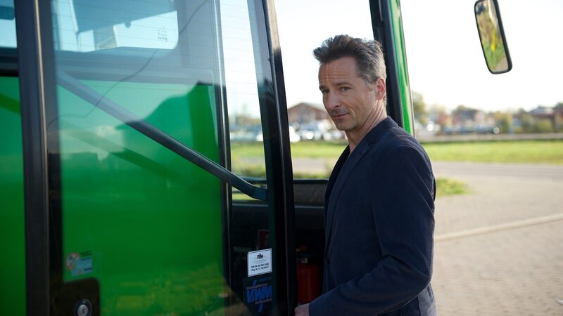 Henry Josten (David C. Bunners). – Bild: ZDF und Marc Meyerbröker