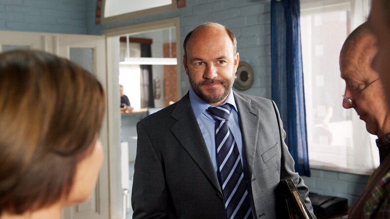 Katrin Börensen (Claudia Schmutzler), Horst Keller (Christoph Tomanek) und Jan Reuter (Udo Kroschwald). – Bild: ZDF und Marc Meyerbröker