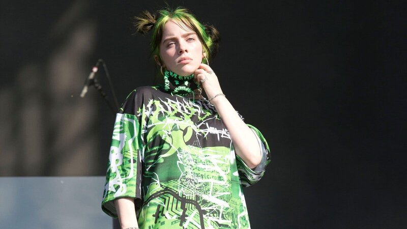 Billie Eilish auf der Hauptbühne des Richfield Avenue Berkshire Festivals. – Bild: ZDF /​ Dean Fardell /​ Alamy Stock Foto