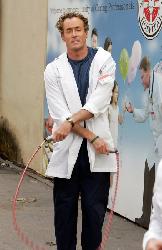 John C. McGinley (Dr. Perry Cox). – Bild: ORF/​Disney/​Chris Haston