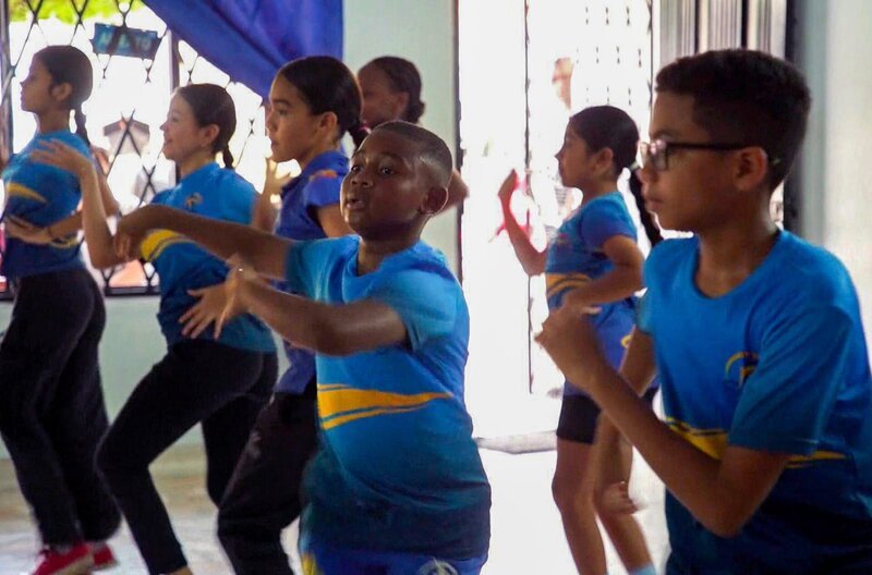 Das kolumbianische Cali gilt als „Welthauptstadt des Salsa“, weil sich der einzigartige Tanzstil dort bis heute behaupten konnte. – Bild: Elephant Doc