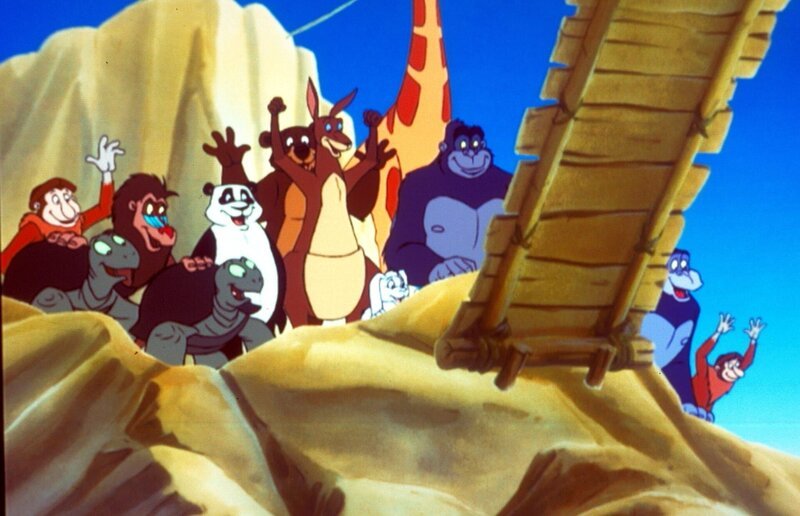 Noahs Insel treibt wieder in den Gewässern vor Diamantina, und die Tiere freuen sich auf das Ziel ihrer Träume. Da bricht auf einer nahen Insel ein Feuer aus und bedroht die dort lebenden Schildkröten. Noah und seine Freunde schwimmen an Land, um zu helfen. Tatsächlich gelingt es ihnen, die gepanzerten Reptilien in Sicherheit zu bringen. Dabei gehen Sascha und Carmen verloren. – Bild: ORF/​EBU