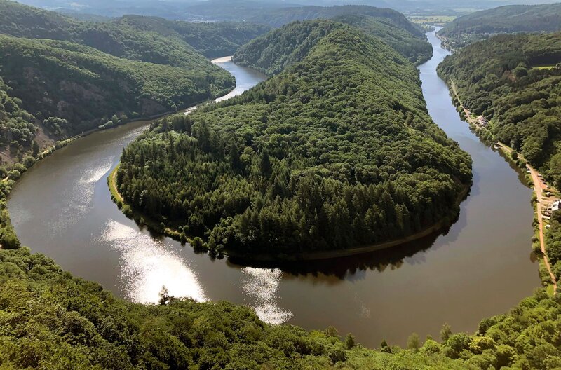 Die Saarschleife. – Bild: SWR/​HR/​Monika Birk