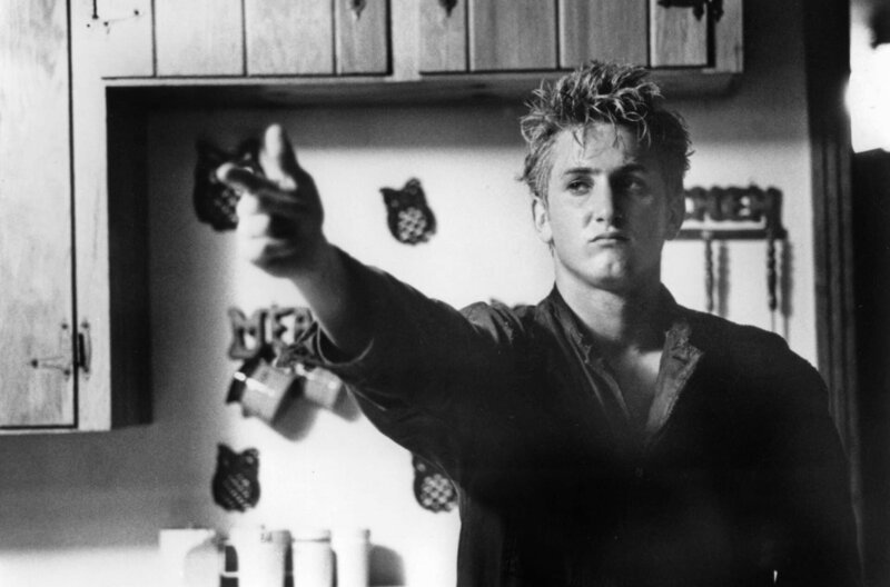 Sean Penn in „Auf kurze Distanz“ von James Foley (1986) – Bild: ARTE F /​ Cinema 85/​Hemdale/​ChristopheL