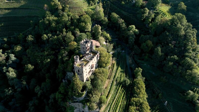 Brunnenburg. – Bild: 3sat