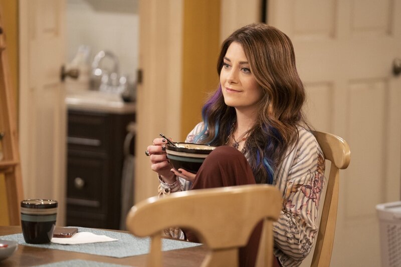 Lizzie (Elizabeth Alderfer) – Bild: 2021 CBS Broadcasting, Inc. All Rights Reserved. /​ Erik Voake Lizenzbild frei