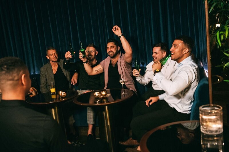 (v.l.n.r.) Franky; Adam; Robert; Luke; Joshua – Bild: 2021 CPL Productions Lizenzbild frei