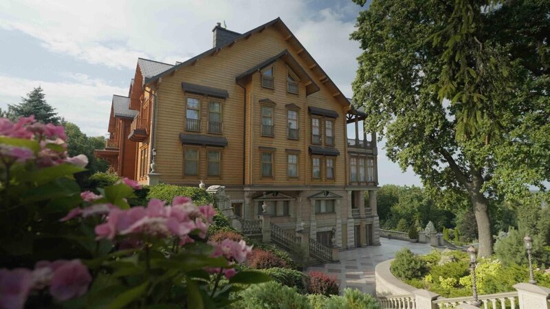 Yanukovych’s Honkahaus – Bild: RTL /​ Inbornmedia