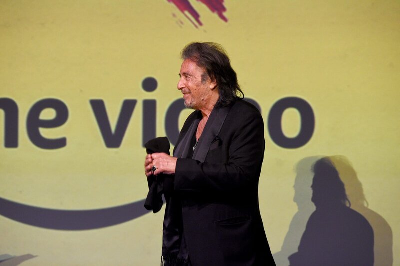 LOS ANGELES, CALIFORNIA – FEBRUARY 19: Al Pacino speaks onstage during the World Premiere Of Amazon Original „Hunters“ at DGA Theater on February 19, 2020 in Los Angeles, California. (Photo by Kevin Mazur/​Getty Images for Amazon Studios) – Bild: Kevin Mazur