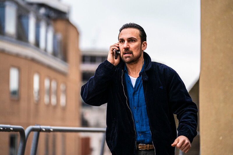 DS Nathan Rose (Henry Lloyd-Hughes) – Bild: Der Bruder /​ RTL /​ Sid Gentle Films