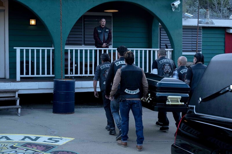 JD Pardo als EZ Reyes. – Bild: 2023 FX Networks. All rights reserved