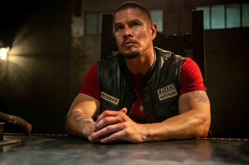 JD Pardo as EZ Reyes. – Bild: 2023 FX Networks. All rights reserved