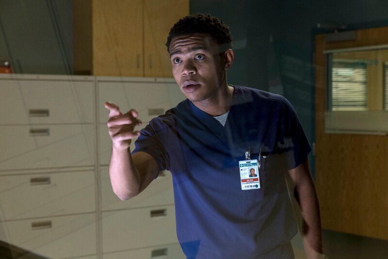 Dr. Paul Cummings (Robert Bailey Jr.) – Bild: RTL Deutschland