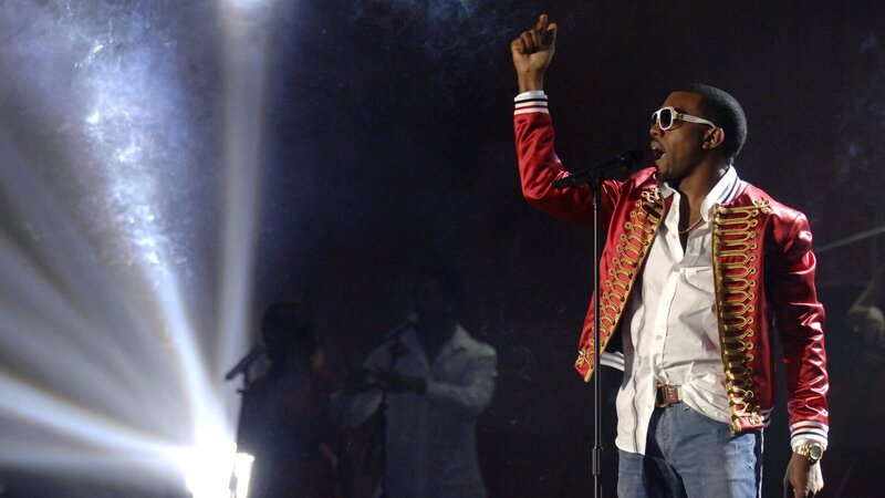Rapper Kanye West bei den Brit Awards 2006 in London – Bild: ZDF und PA Images /​ Alamy Stock Foto