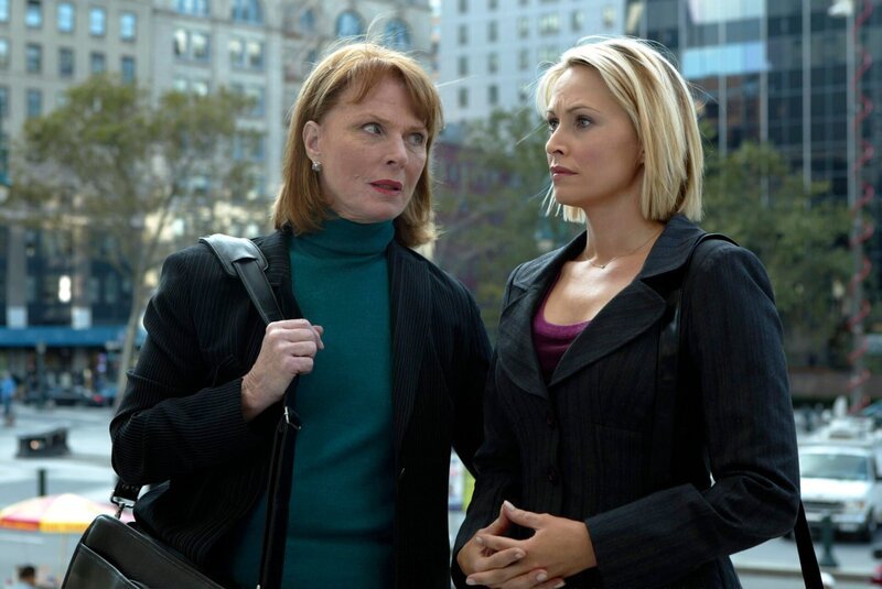 Law & Order: Special Victims Unit „CHOICE“ (L-R) Mariette Hartley (Attorney Scarry), Josie Bissett (Jennifer) – Bild: WILL HART