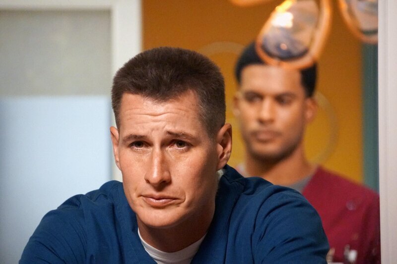 Dr. Drew Alister (Brendan Fehr) – Bild: RTL