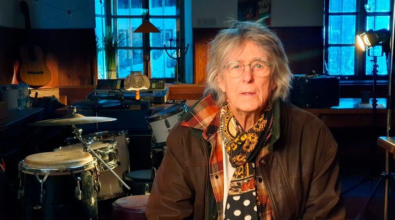 Martin Turner, Bassist der britischen Rockband Wishbone Ash – Bild: SWR/​Katharina Schickling