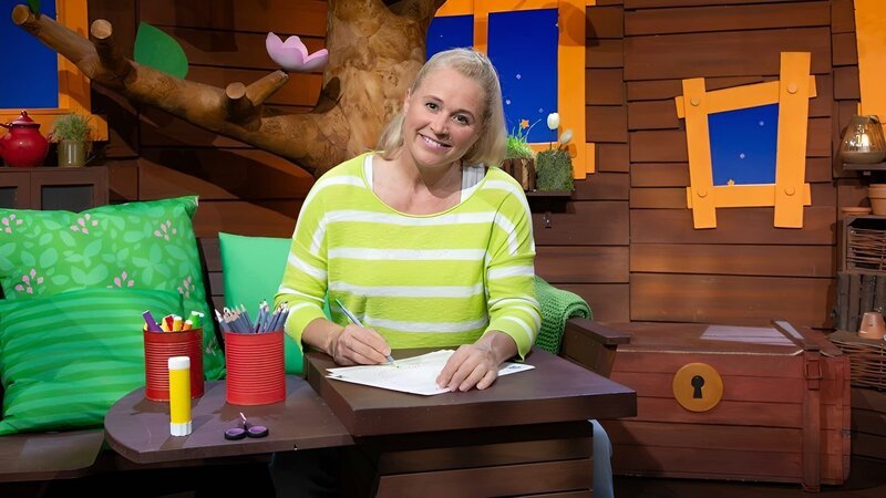 Familienstammbaum basteln bei MACH MiT! – Dienstag 1 – Bild: KiKA