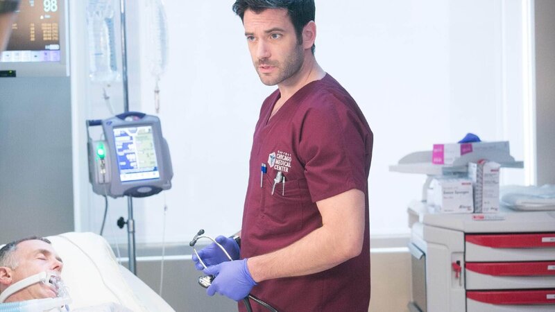Dr. Connor Rhodes (Colin Donnell) – Bild: MG RTL D /​ NBC Universal