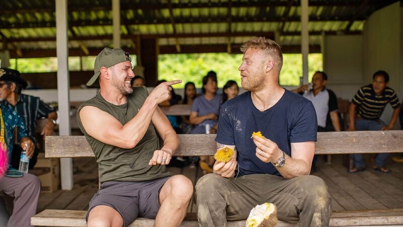 Paddy McGuinness (l.), Freddie Flintoff Die Verwendung des sendungsbezogenen Materials ist nur mit dem Hinweis und Verlinkung auf TVNOW gestattet. – Bild: TVNOW /​ BBC Studios