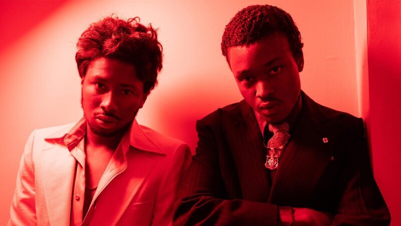 L-R: Ason Unique ( T.J. Atoms ), Bobby Diggs ( Ashton Sanders ) – Bild: AXN Black