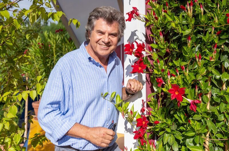 MDR FERNSEHEN SOMMER-SPASS MIT ANDY BORG, am Montag (07.06.25) um 20:15 Uhr. Wo lädt ein Freund sich Freunde ein? Beim Andy! Am 07. Juni 2025 um 20:15 Uhr live im SWR und MDR aus dem Europa-Park in Rust. Andy Borg – Bild: MDR/​SWR/​Patrick Seeger