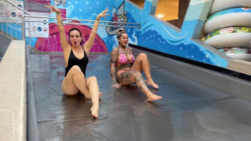 Am Montagmorgen um sieben Uhr ist Rutschen angesagt, sofern man aus dem Bett kommt. Währenddessen verbreitet Cecilia gute Laune bei einem Shooting in Berlin. – Bild: RTLZWEI