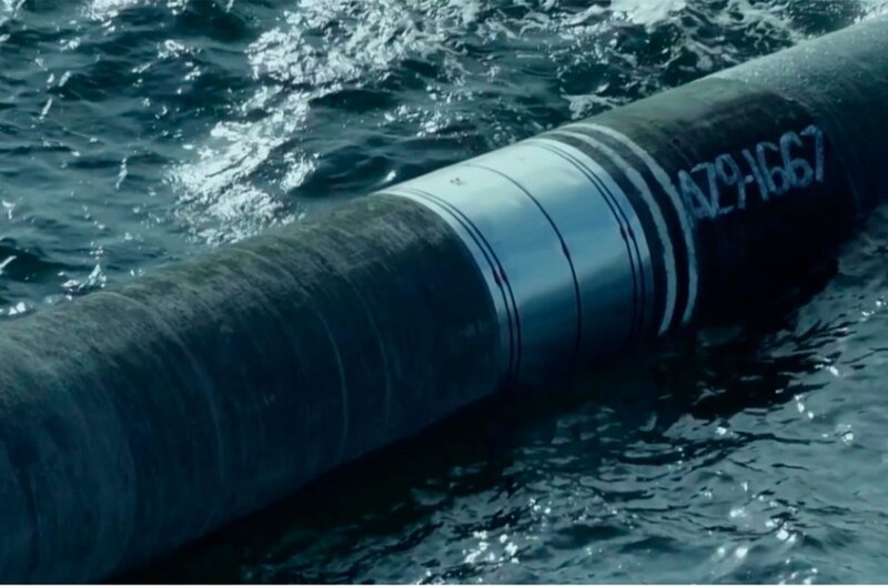 Gasröhre für Nord Stream 2 wird in der Ostsee verlegt. – Bild: NDR