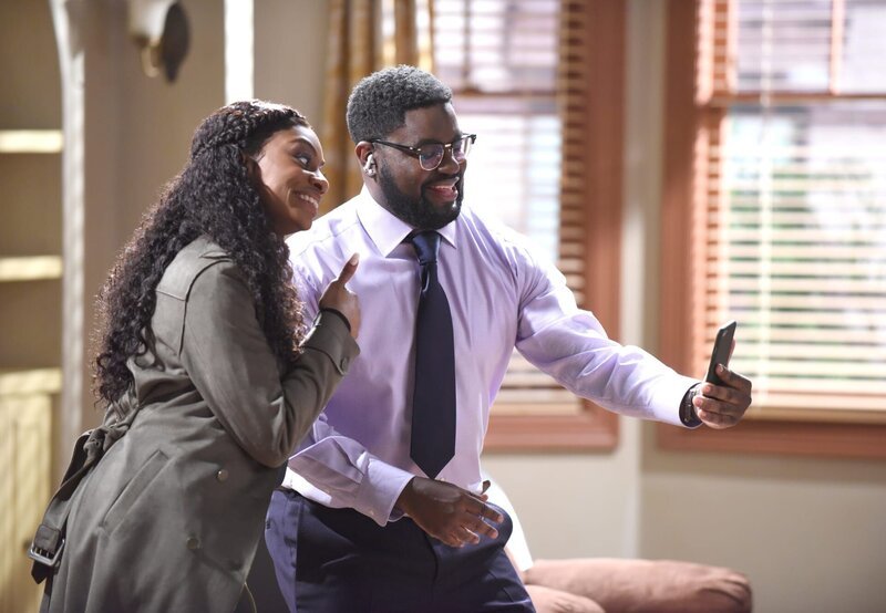 Brittany (Jessica „Jess Hilarious“ Moore, l.); Rel (Lil Rel Howery, r.) – Bild: Ray Mickshaw