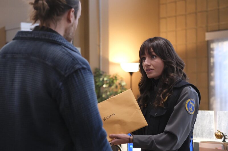 Victoria Sands (Grace Palmer) – Bild: Fox Entertainment /​ Bettina Strauss