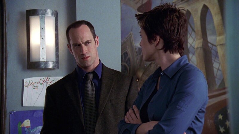 Detective Benson (Mariska Hargitay) und Detective Stabler (Christopher Meloni) – Bild: TVNOW