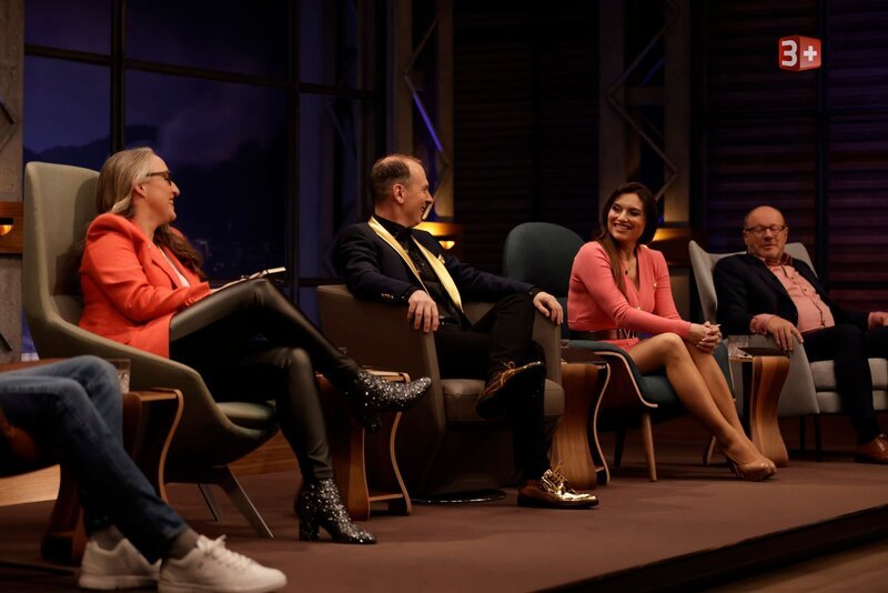 L-R: Bettina Hein, Roland Brack, Anja Graf, Jürg Schwarzenbach – Bild: Filip Stropek /​ CH Media