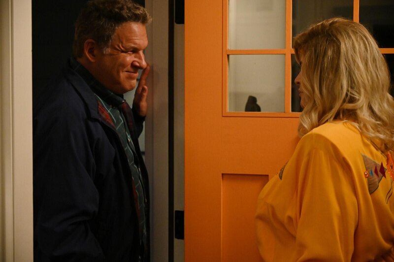 Murray Goldberg (Jeff Garlin, l.); Janice Bartlett (Kirstie Alley, r.) – Bild: Sony Pictures Television Inc.