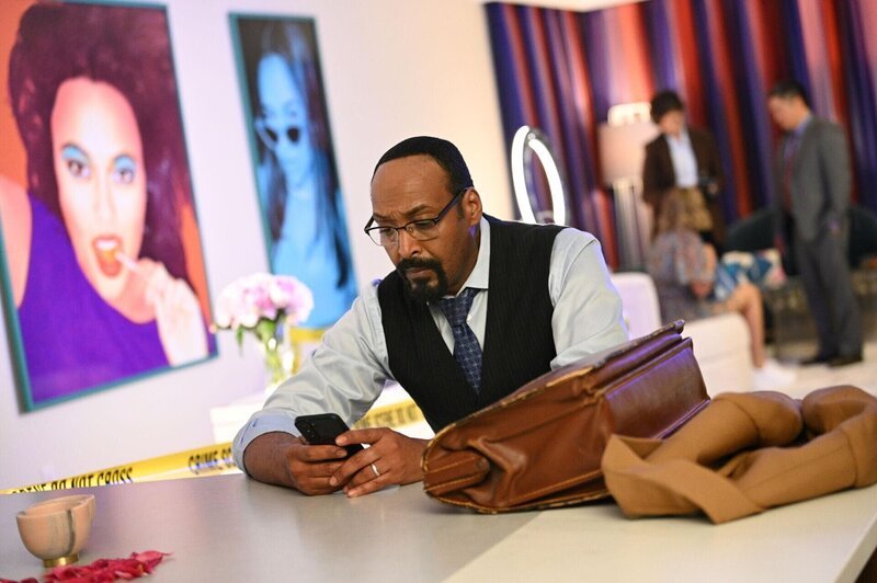 Alec Mercer (Jesse L. Martin) – Bild: Universal Television LLC /​ Sergei Bachlakov