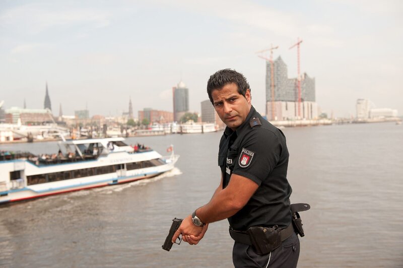 Tarik Coban (Serhat Cokgezen) – Bild: ZDF und Boris Laewen