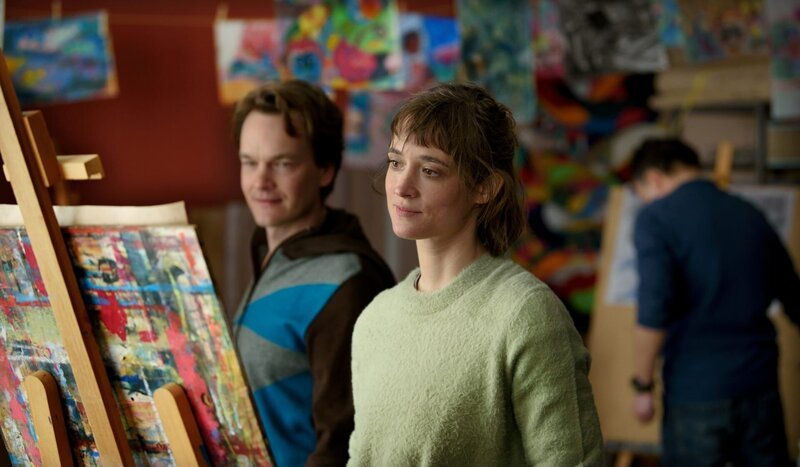 Friederike Becht (Maja Wiechmann, Ludwig Blochberger (Rene Mxller) Maja und Rene zusammen in der Gestalttherapie – Bild: ZDF /​ A.Thomaß